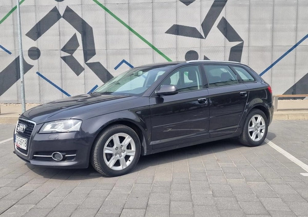 Audi A3 cena 25900 przebieg: 299000, rok produkcji 2012 z Szamotuły małe 172